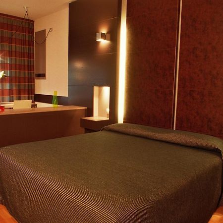 Wall Art Hotel & Residence Prato  Bilik gambar